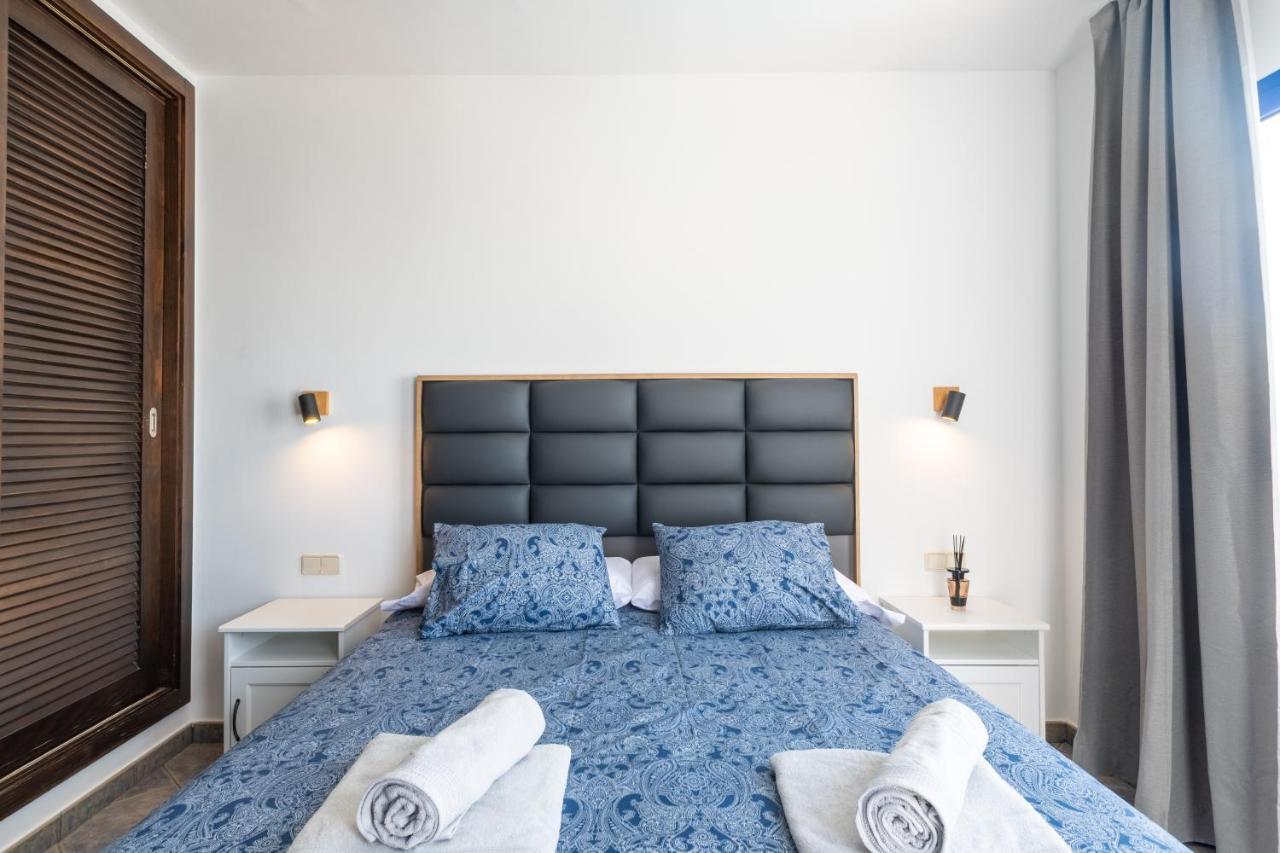 Luxury 3-Bedroom Villa With Heated Private Pool - In Marina Rubicon, Playa Blanca, Lanzarote エクステリア 写真