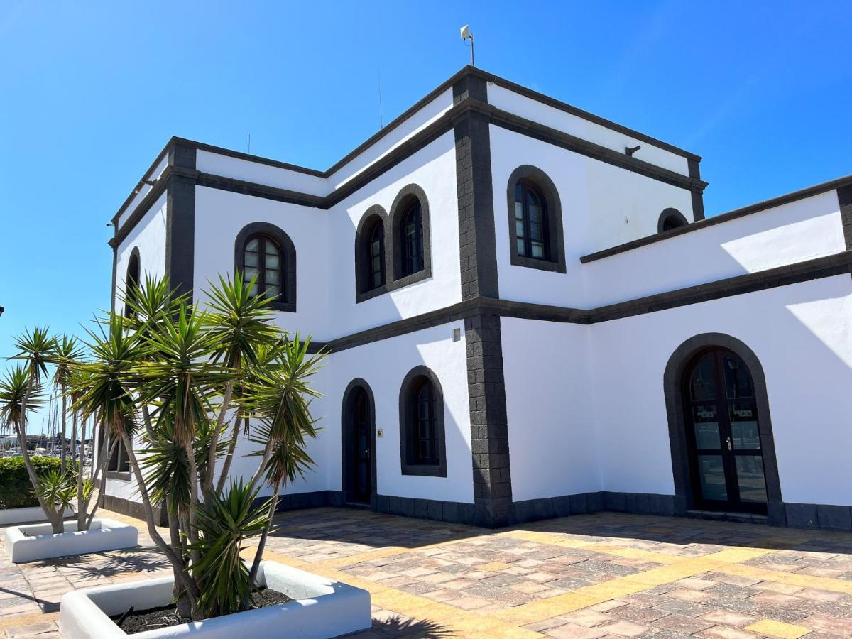 Luxury 3-Bedroom Villa With Heated Private Pool - In Marina Rubicon, Playa Blanca, Lanzarote エクステリア 写真